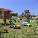 منزل ريفي Rossovino Montebello