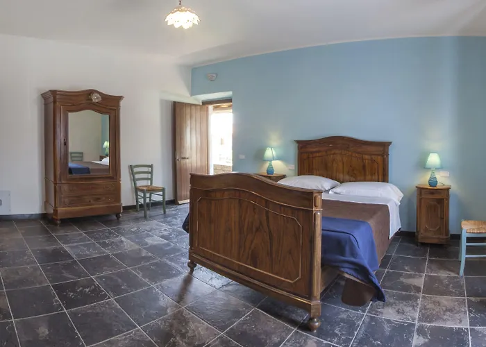 منزل ريفي Rossovino Montebello